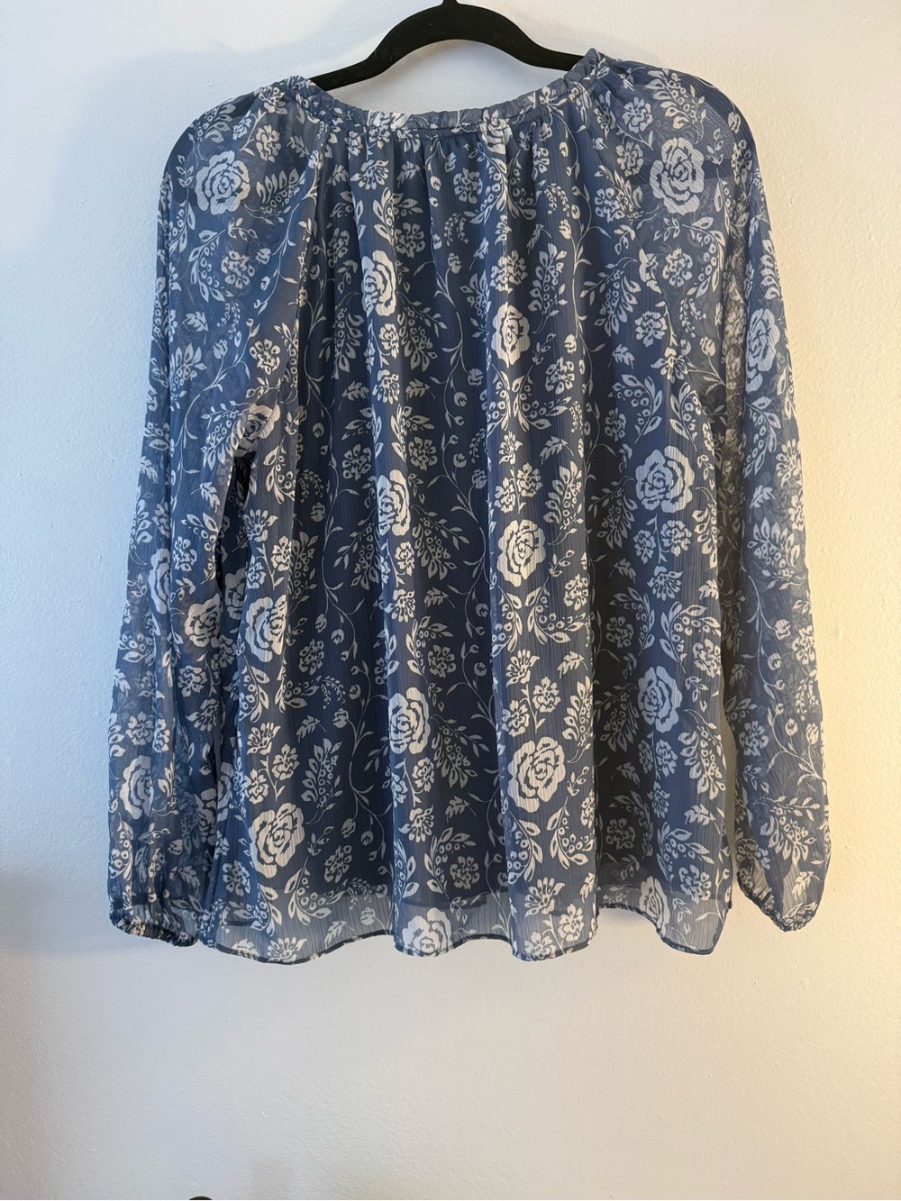 LC Lauren Conrad Blue Floral Tie-Neck Blouse - Picture 3 of 5